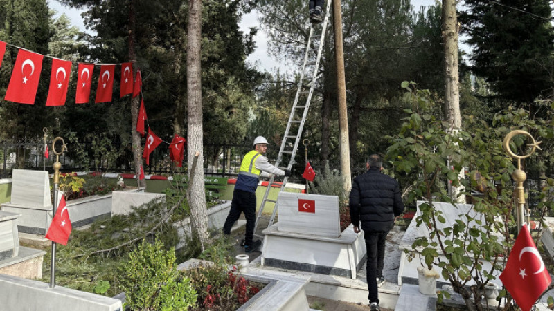Gebze Şehitliği’nde Geniş çaplı çalışma
