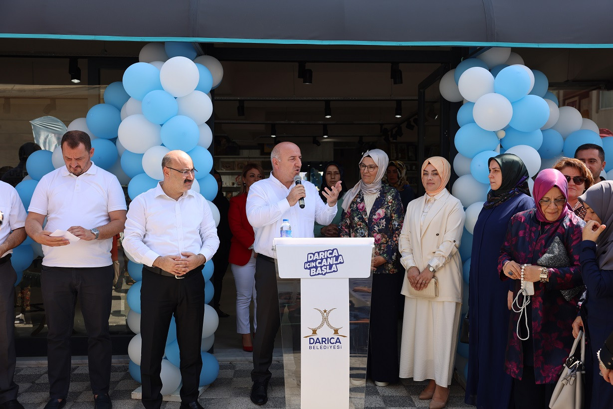 Darıcalı Kadınların El Emeği Gelire Dönüşüyor