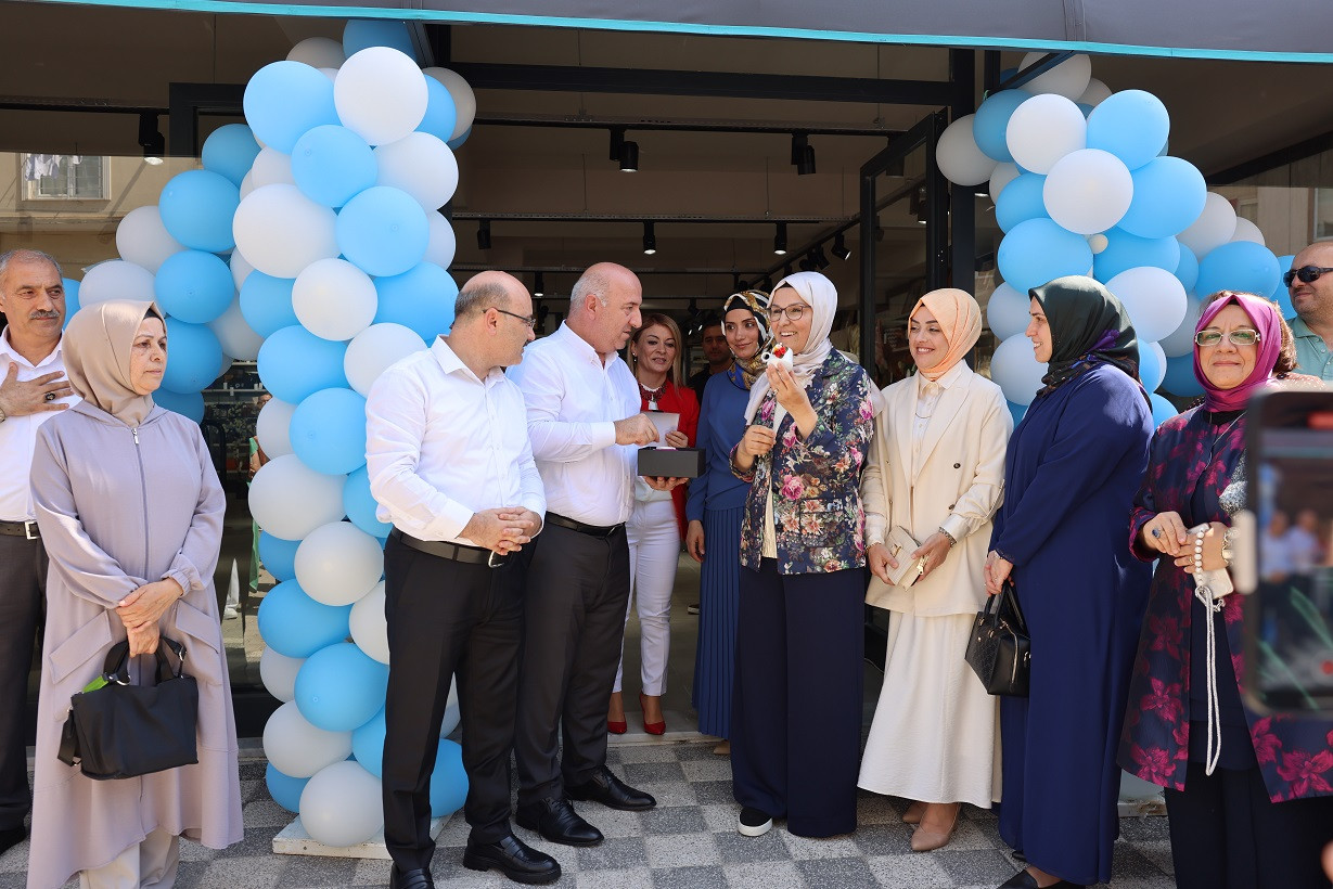 Darıcalı Kadınların El Emeği Gelire Dönüşüyor