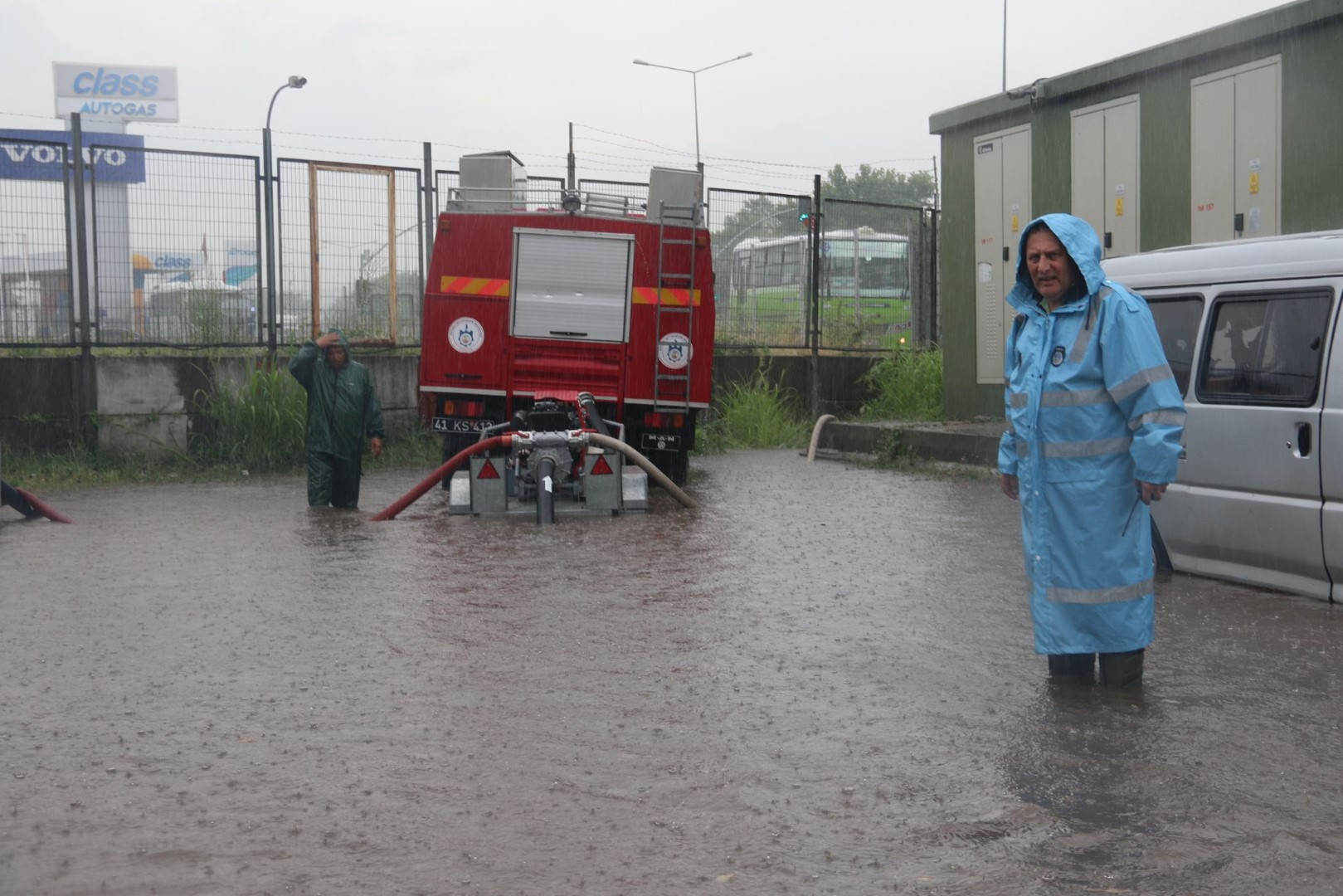 Büyükşehir’den Kocaeli genelinde zorlu mücadele