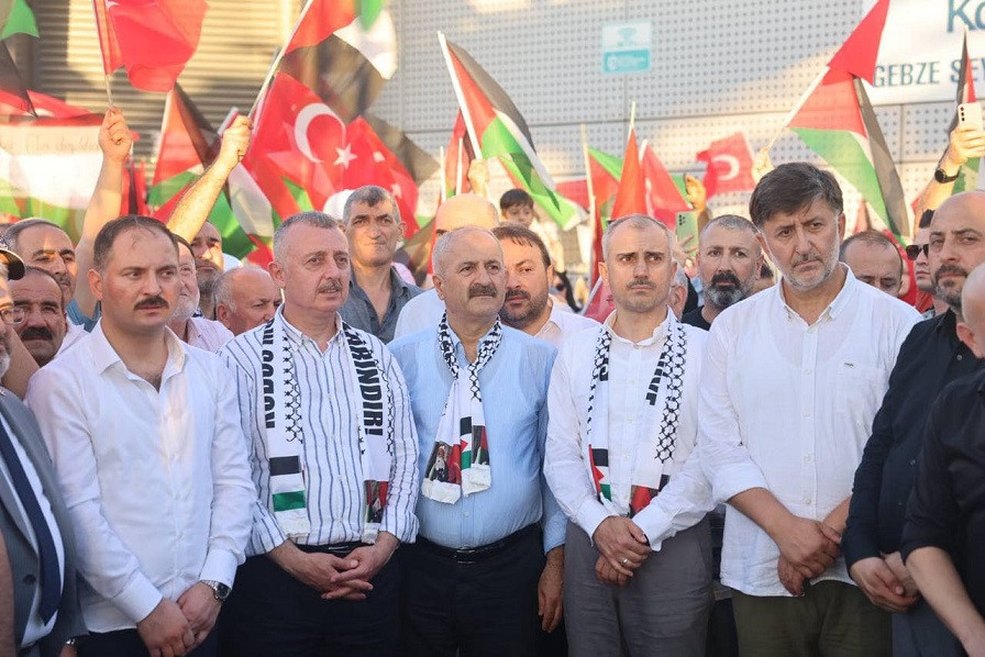 Gebze Şehit Haniye ve Filistin için meydanda