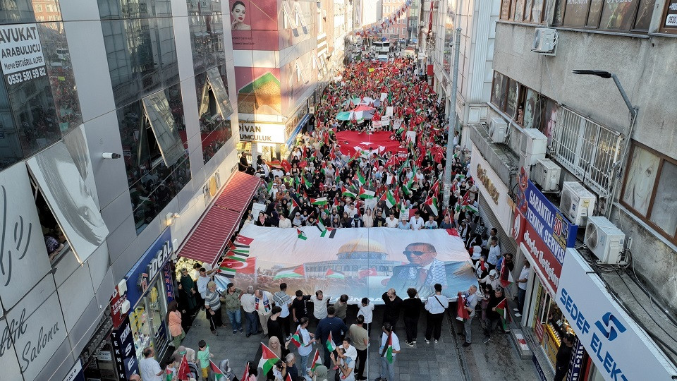 Gebze Şehit Haniye ve Filistin için meydanda